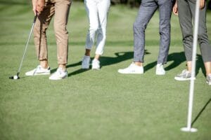 Die 10 größten Fehler, die Golf Anfänger und High-Handicapper auf dem Golfplatz machen.
