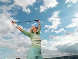 9 kurze Dehnübungen für für Golfer am Tee 1